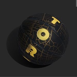 Toronto Edition Collector's Basketball Round21